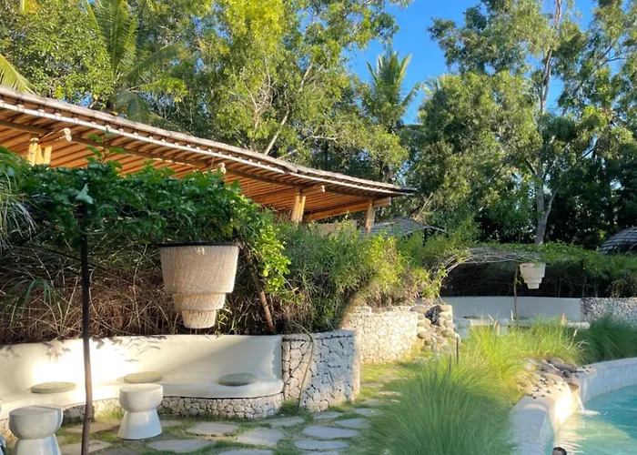 Nusava Boutique 3*