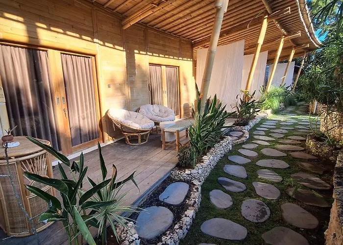 Nusava Boutique